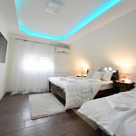 Sara&lav Rent A House Holiday home *